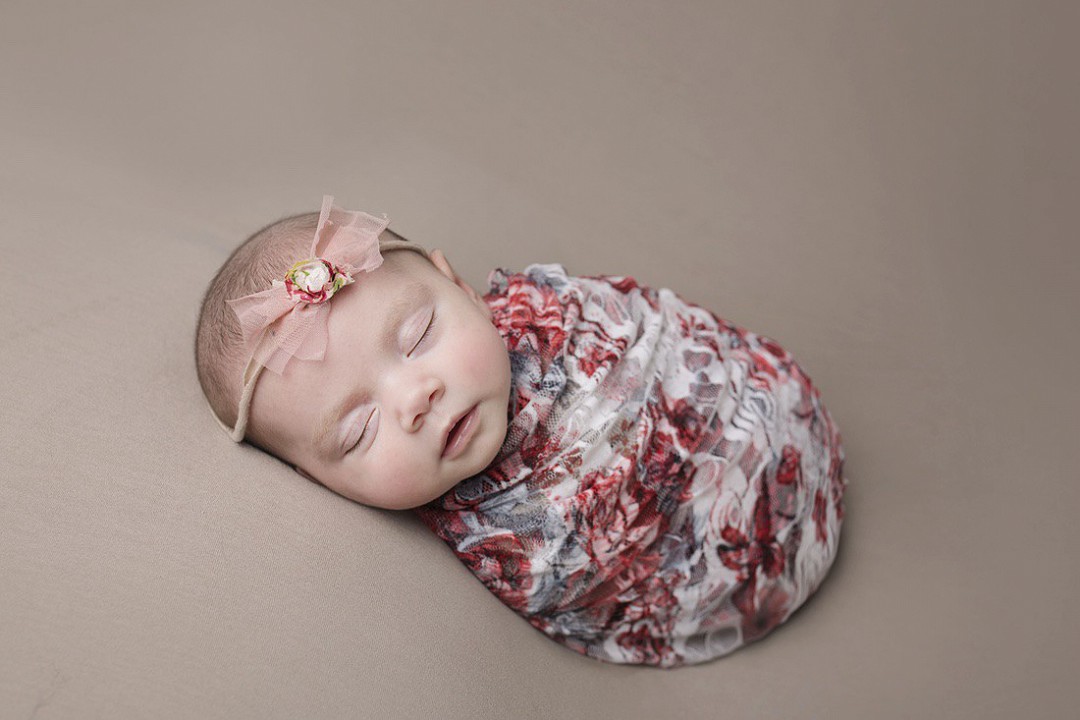8-10 hetes újszülött baba fotózás